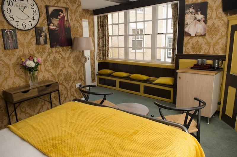 The Sun Hotel Canterbury Luaran gambar