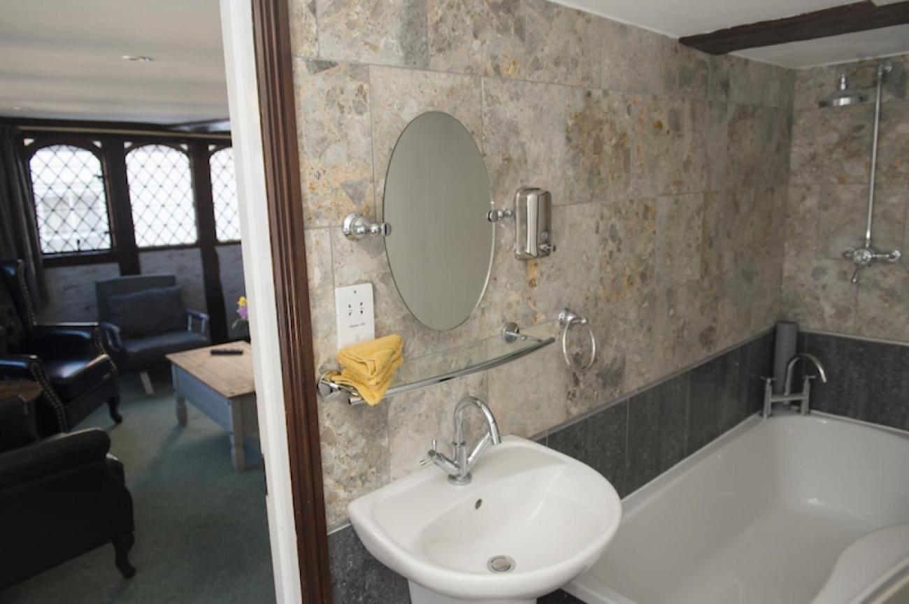 The Sun Hotel Canterbury Bilik gambar